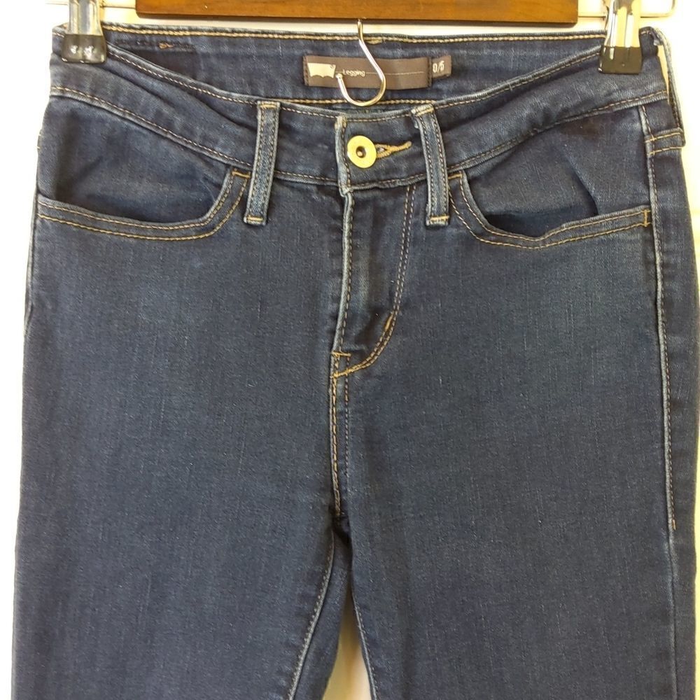Levi's stretch blue denim four pocket leggings